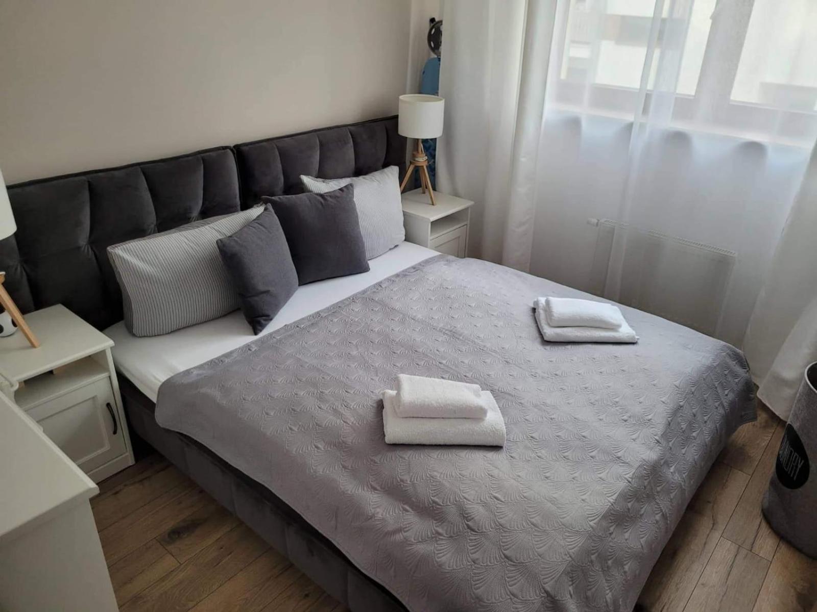 Przytulny Apartament - Platan Świnoujście Exteriör bild